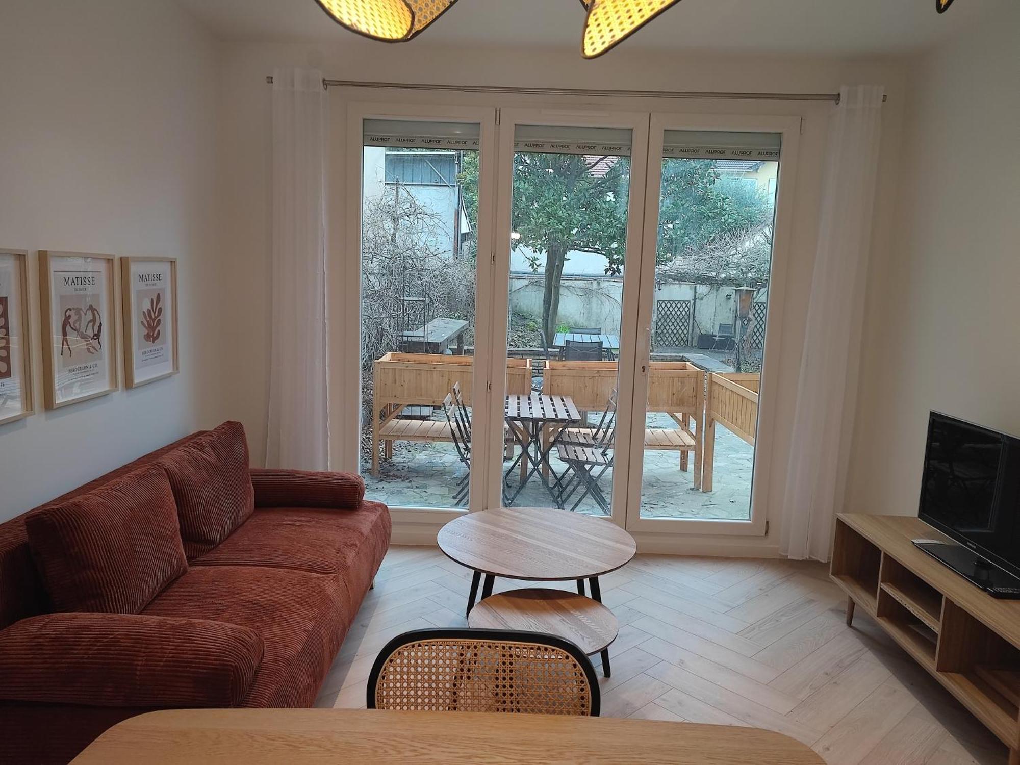 Appartement D'Architecte Avec Vue Sur Jardin Ла-Курнев Екстер'єр фото